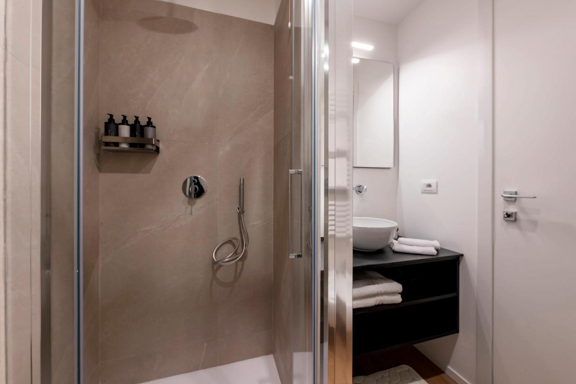 Bnbutler - Inbrera Suites - Giulianova, 1 Μιλάνο Εξωτερικό φωτογραφία